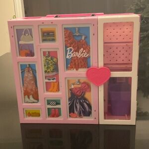 Barbie Pink Fashion Organizer